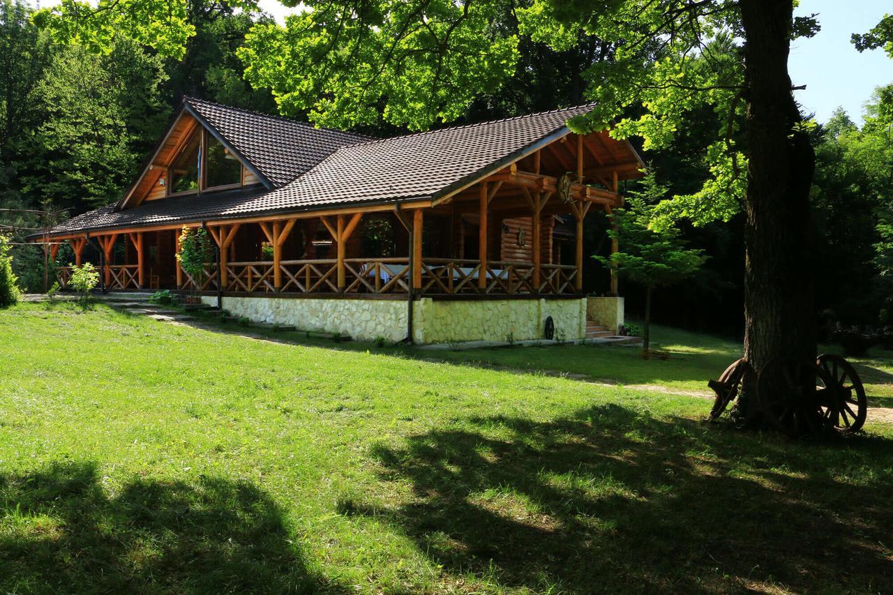 Cabana Izvoranu Exterior foto